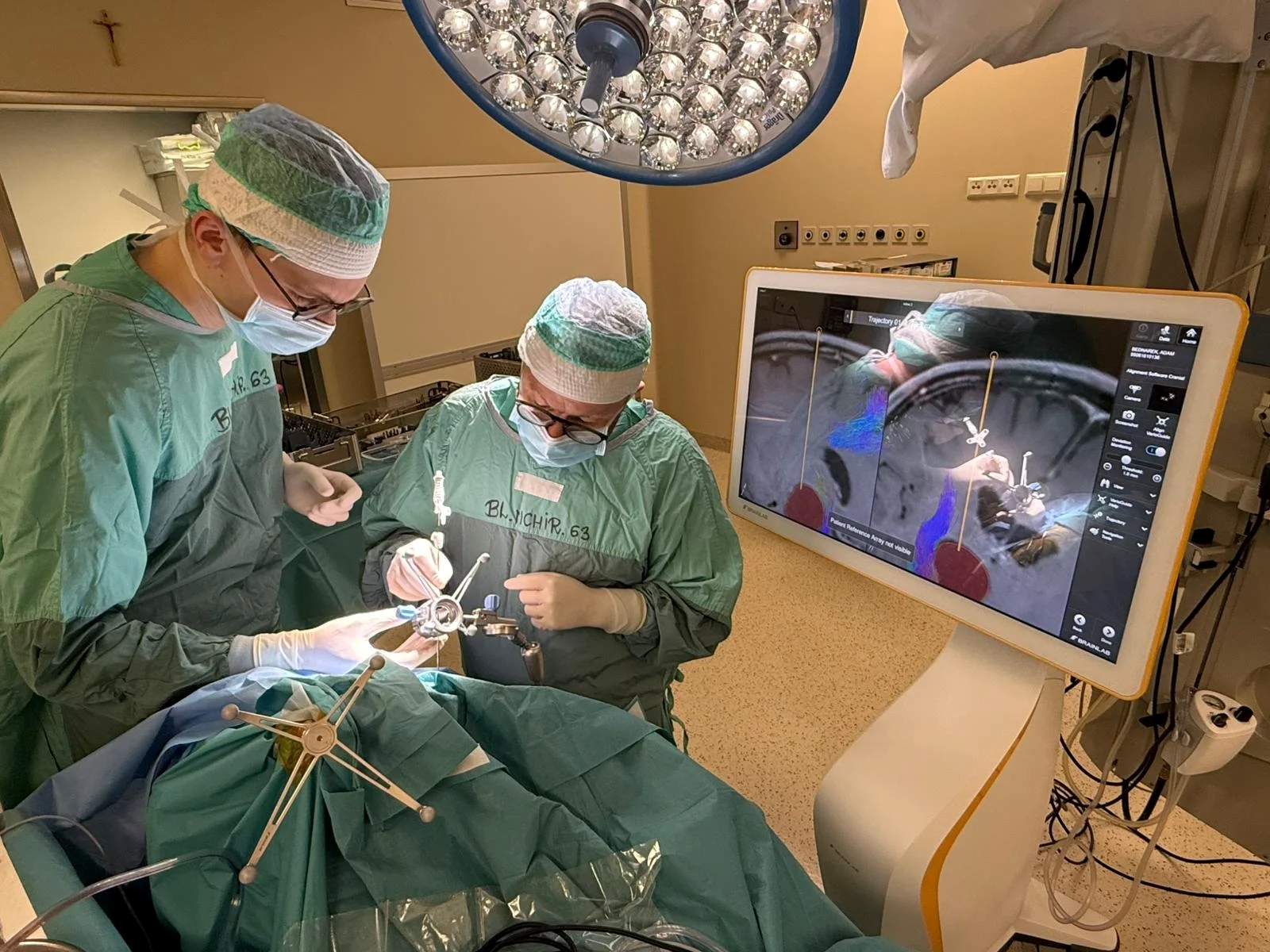 597397575 122156585258857013 3987934882983426957 n